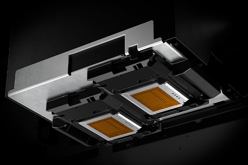 Variable-dot Piezo printheads on Roland AP-640 delivering sharp detail